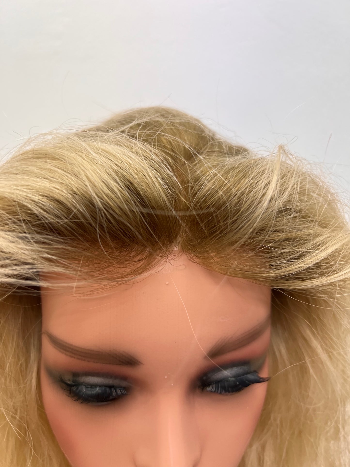 Replique Womens Topper: Careless Whisper